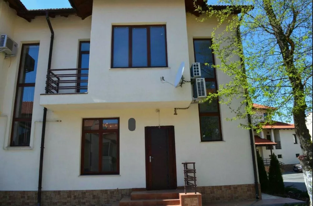 Коттедж с ремонтом в кооперативе "Белый цветок".  ID 31303 (Фото 1)