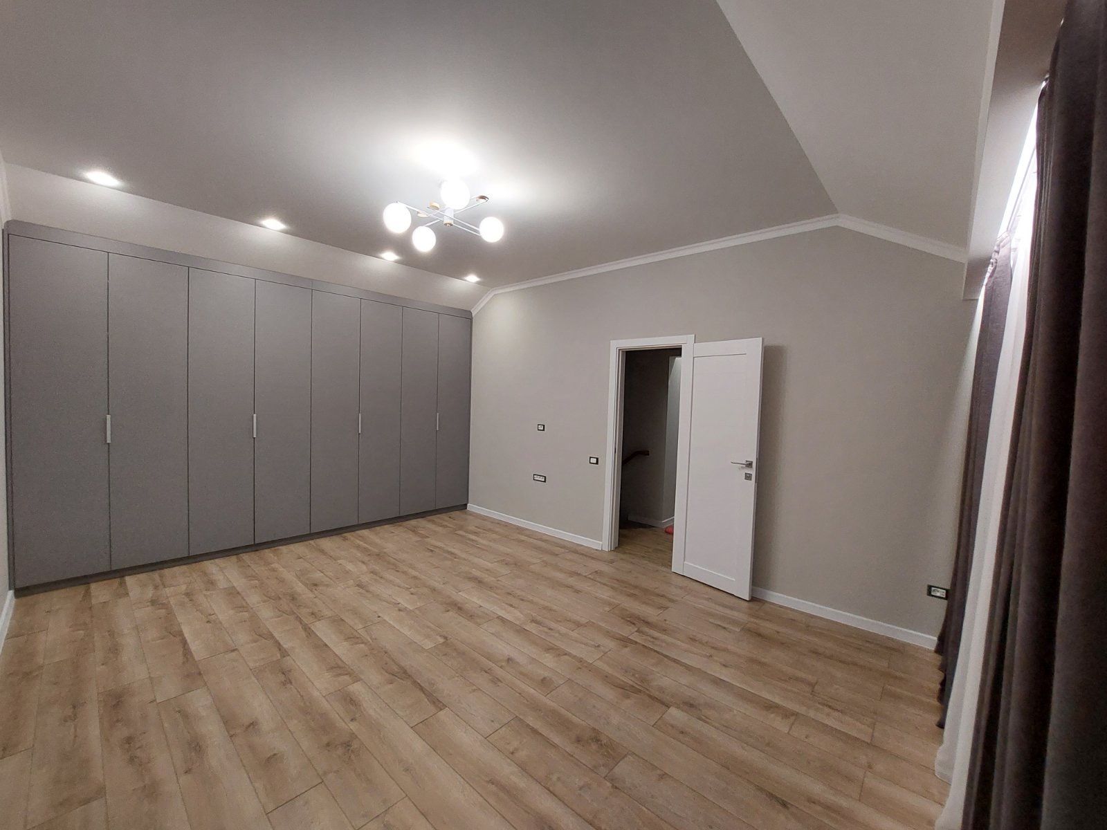 Продам дом в Совиньоне 1, новый современный ремонт.  ID 52807 (Фото 6)