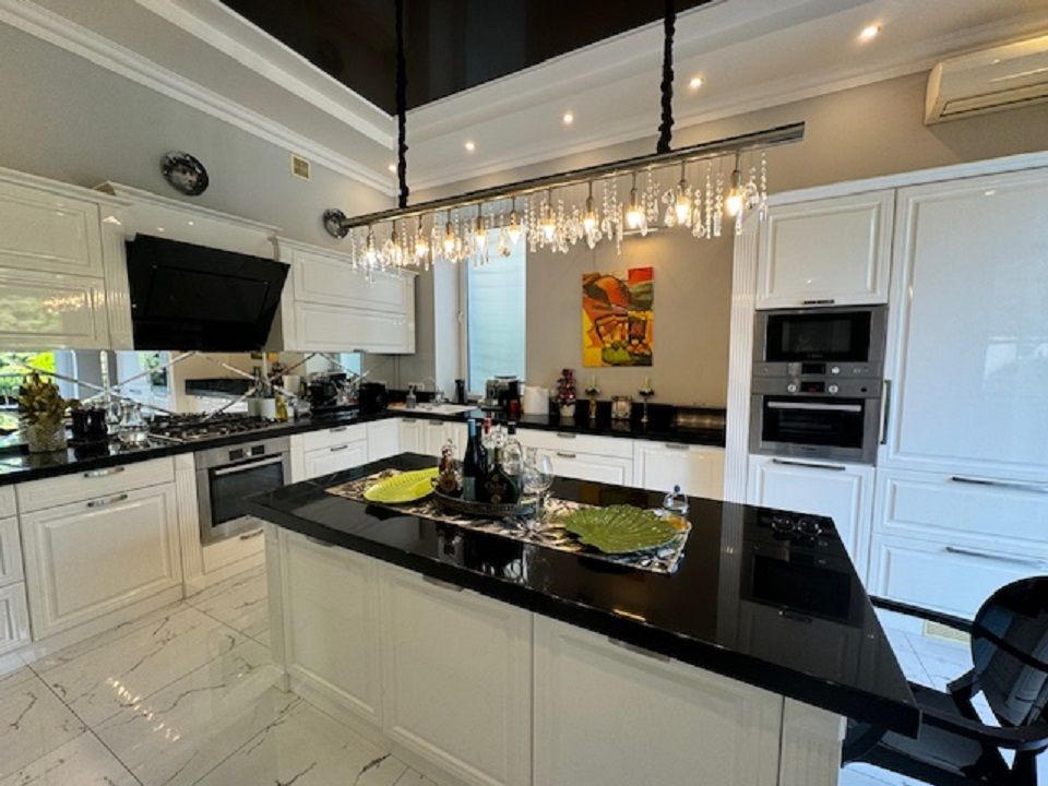 Эксклюзивный дом у моря на Фонтане с бассейном. ID 53116 (Фото 6)