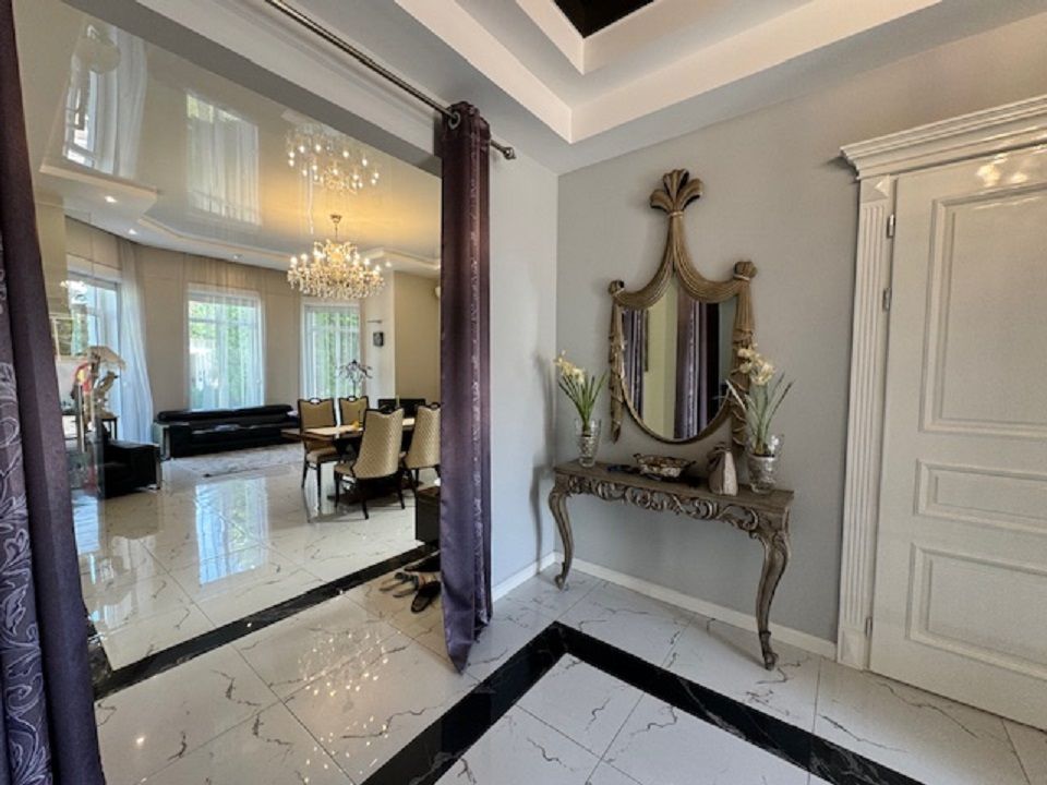 Эксклюзивный дом у моря на Фонтане с бассейном. ID 53116 (Фото 9)