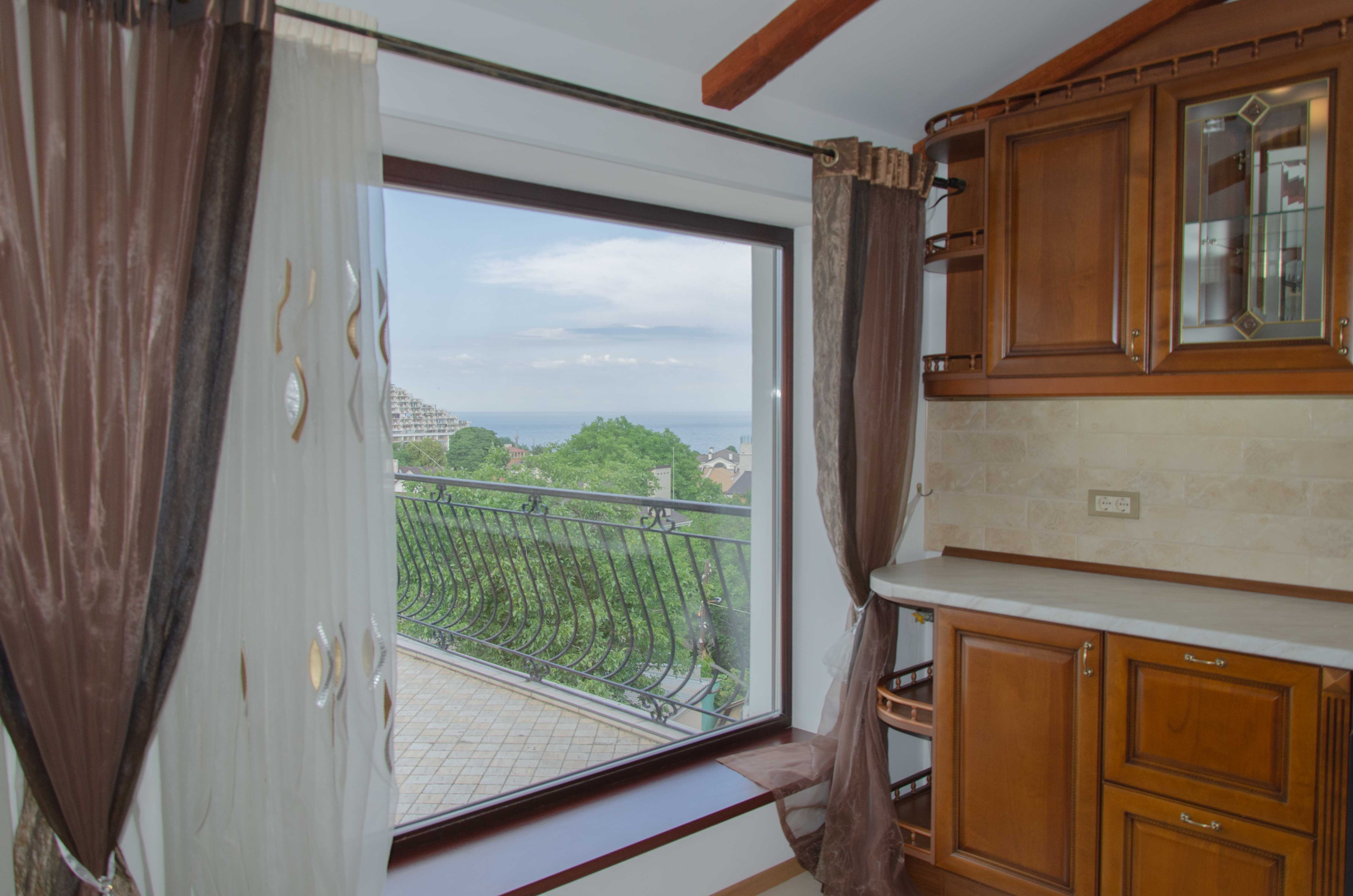 Продам четырехкомнатную квартиру с террасой в Аркадии ID 34679 (Фото 1)