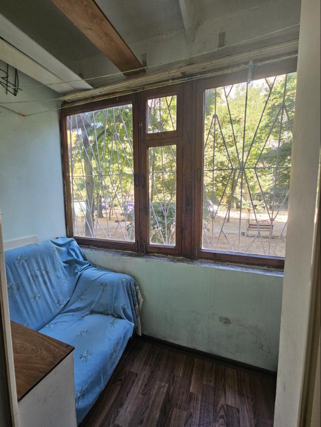 Продажа квартиры, спецпроект, ул. Ак.Королева/Исполком, лоджия с кухни ID 53750 (Фото 6)