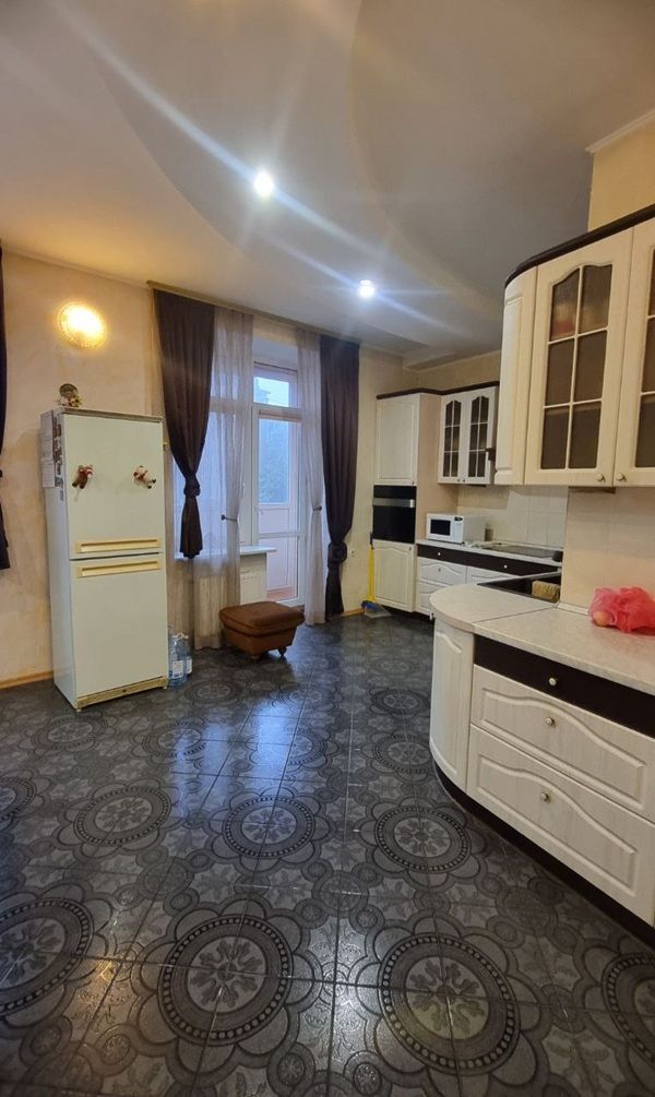 Просторная 3-комнатная квартира 127 м² в ЖК «Подкова» - 6 Фонтана. ID 53818 (Фото 1)