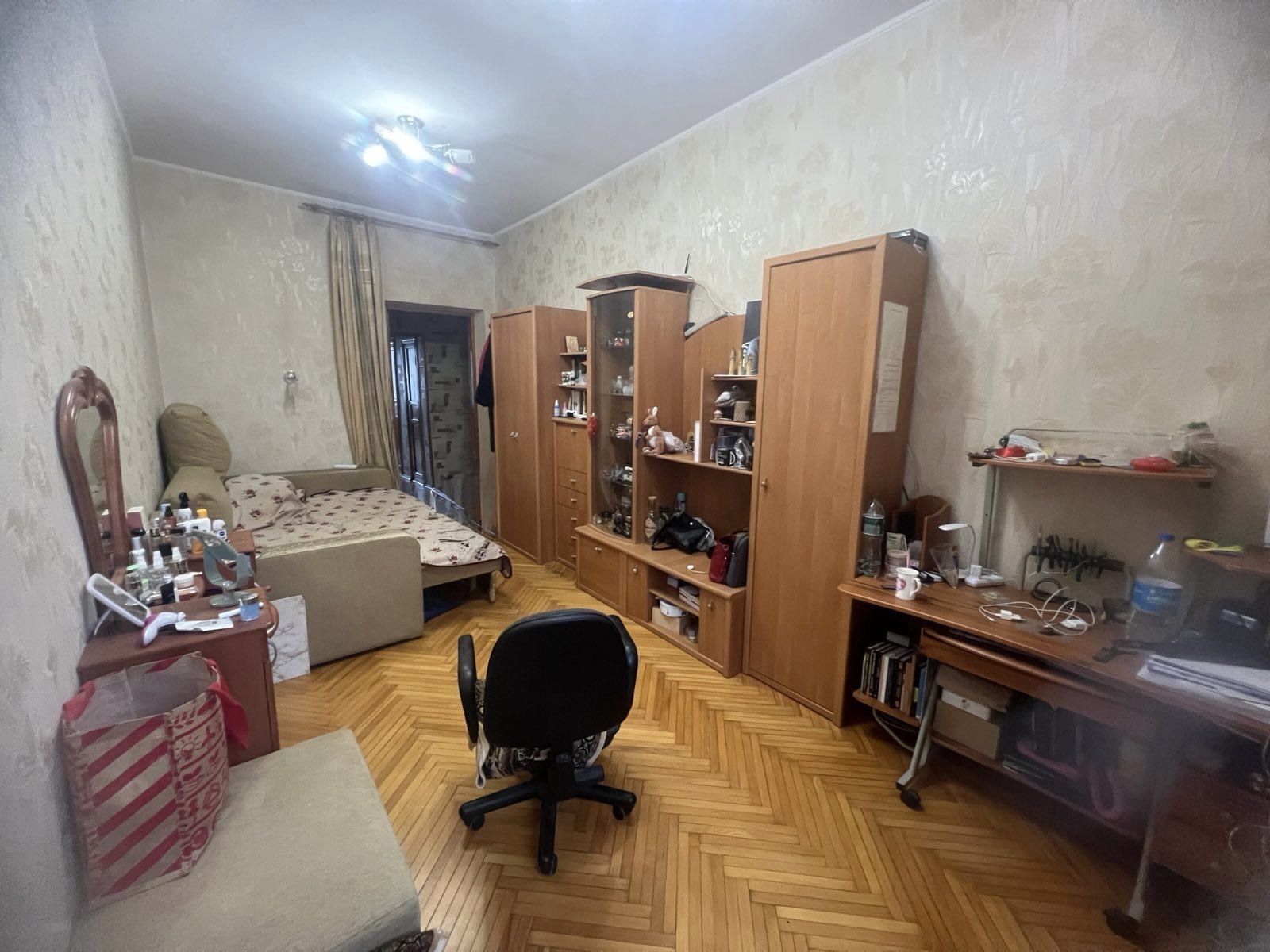 3-х комнатная квартира в сталинке, в районе Нового рынка. ID 53948 (Фото 5)