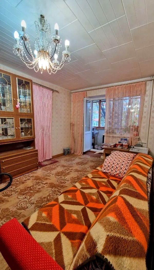  2-ком. квартира на ул.Черняховского, кирпичный дом, не фасад, колонка ID 53926 (Фото 1)