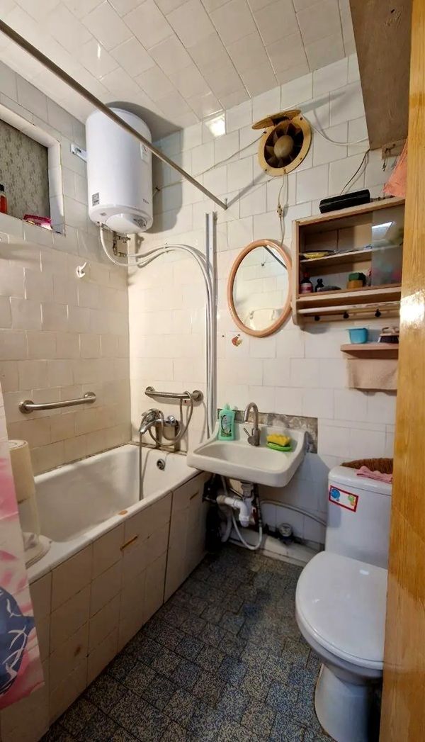  2-ком. квартира на ул.Черняховского, кирпичный дом, не фасад, колонка ID 53926 (Фото 5)