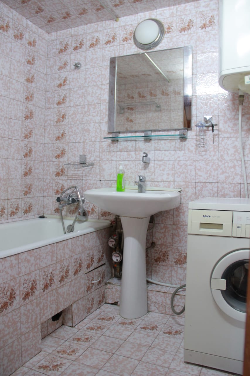 Трехкомнатная Сталинка в Центре  на ул. Бунина. Средний этаж ID 54048 (Фото 9)