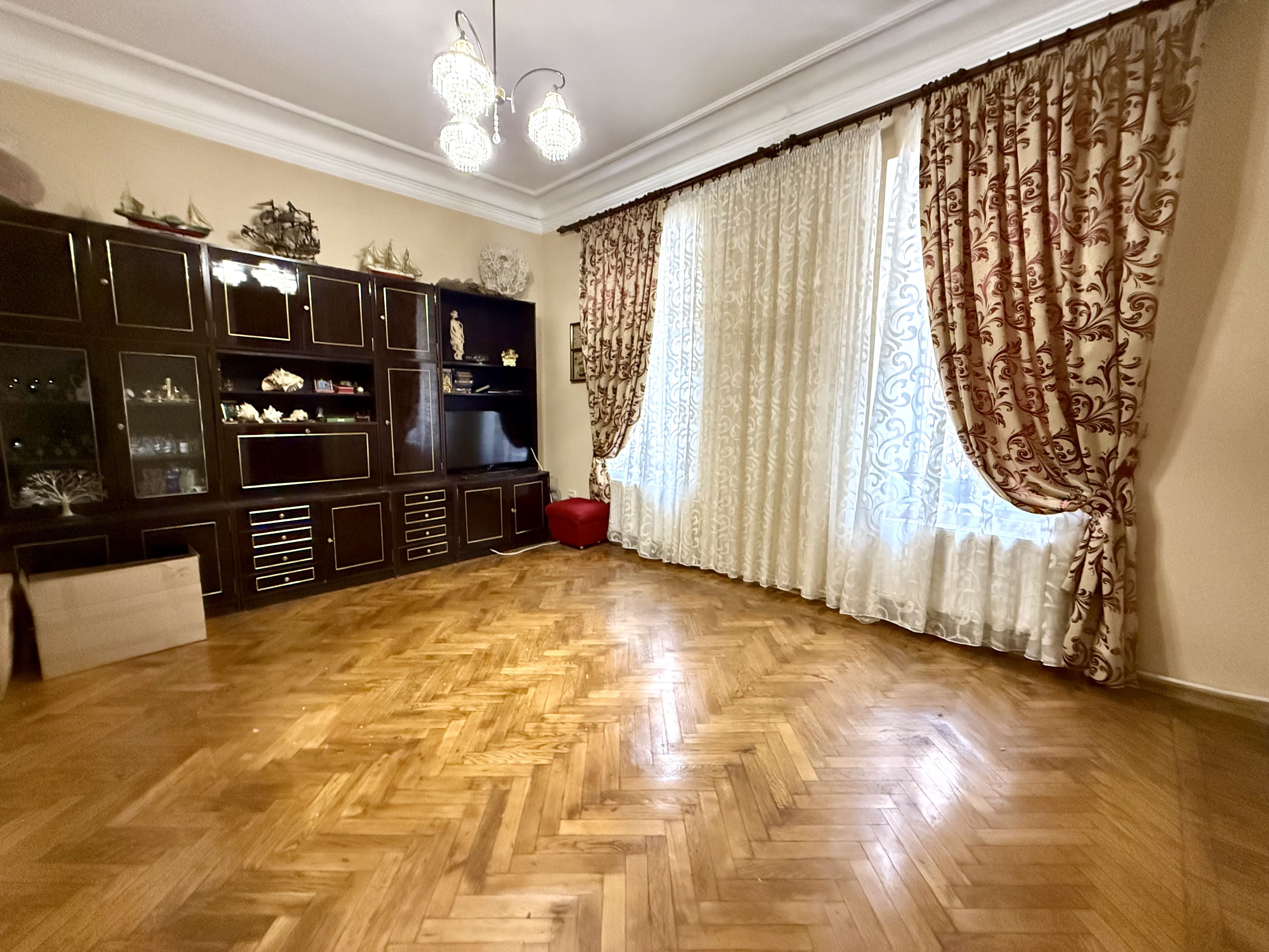 Уникальная четырехкомнатная квартира по ул. Успенской /парк Шевченко ID 54082 (Фото 2)