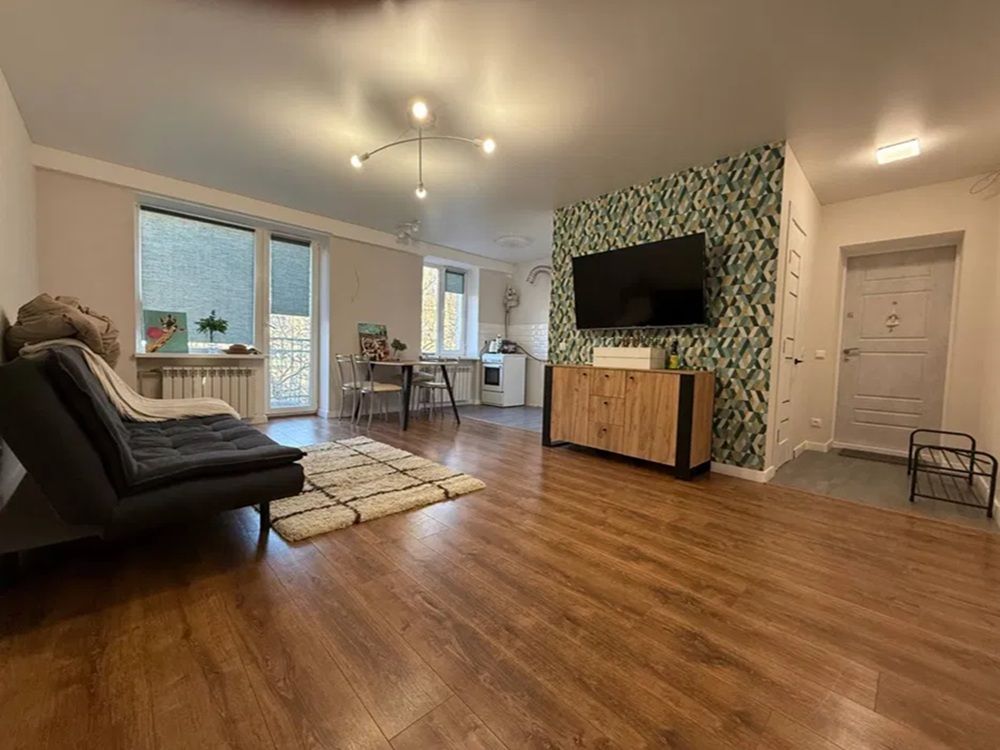 2-комнатная с новым ремонтом на Фонтанской дороге — 45 м² ID 54164 (Фото 1)