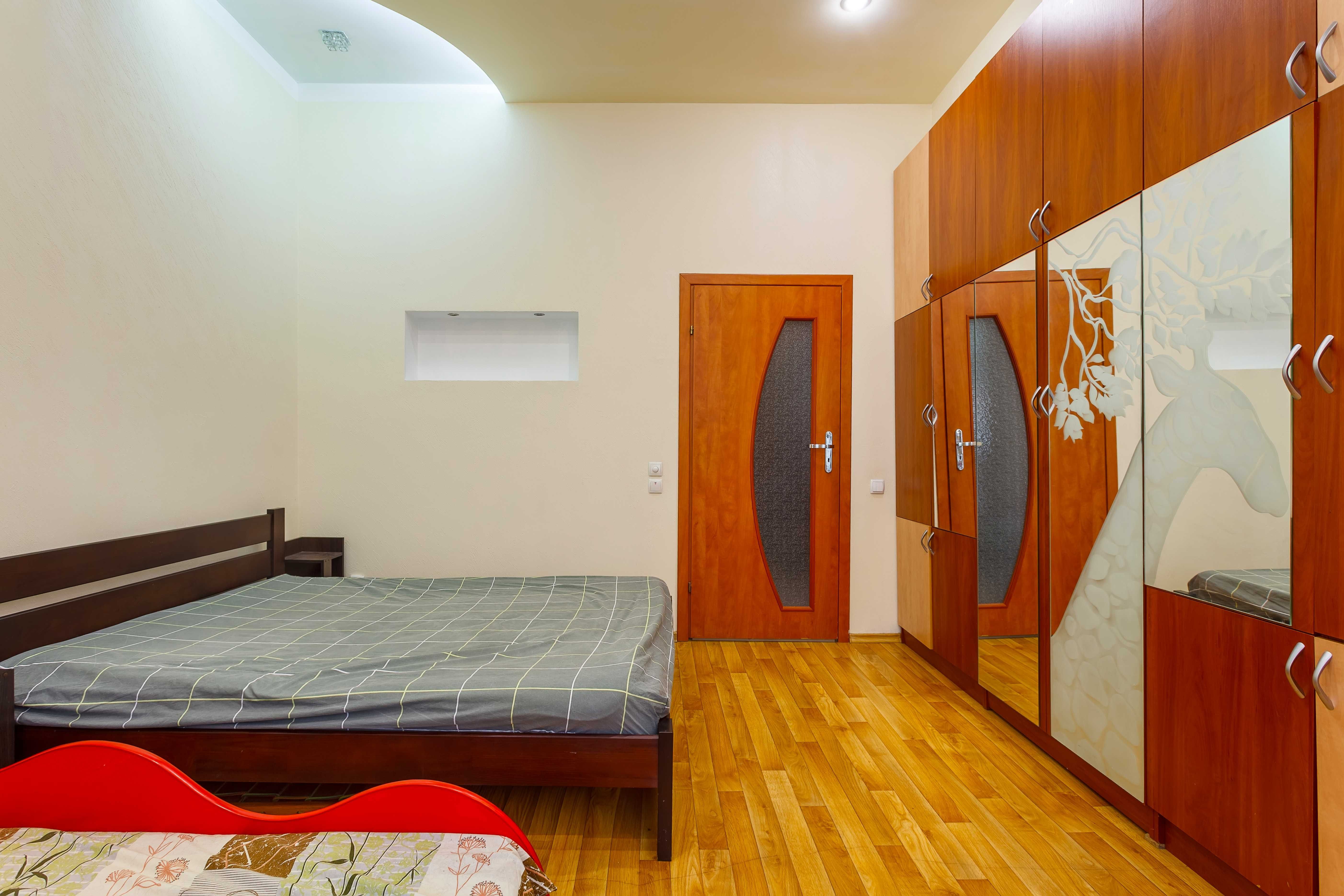 Автономная 3х комнатная квартира в историческом центре Одессы ID 54209 (Фото 3)