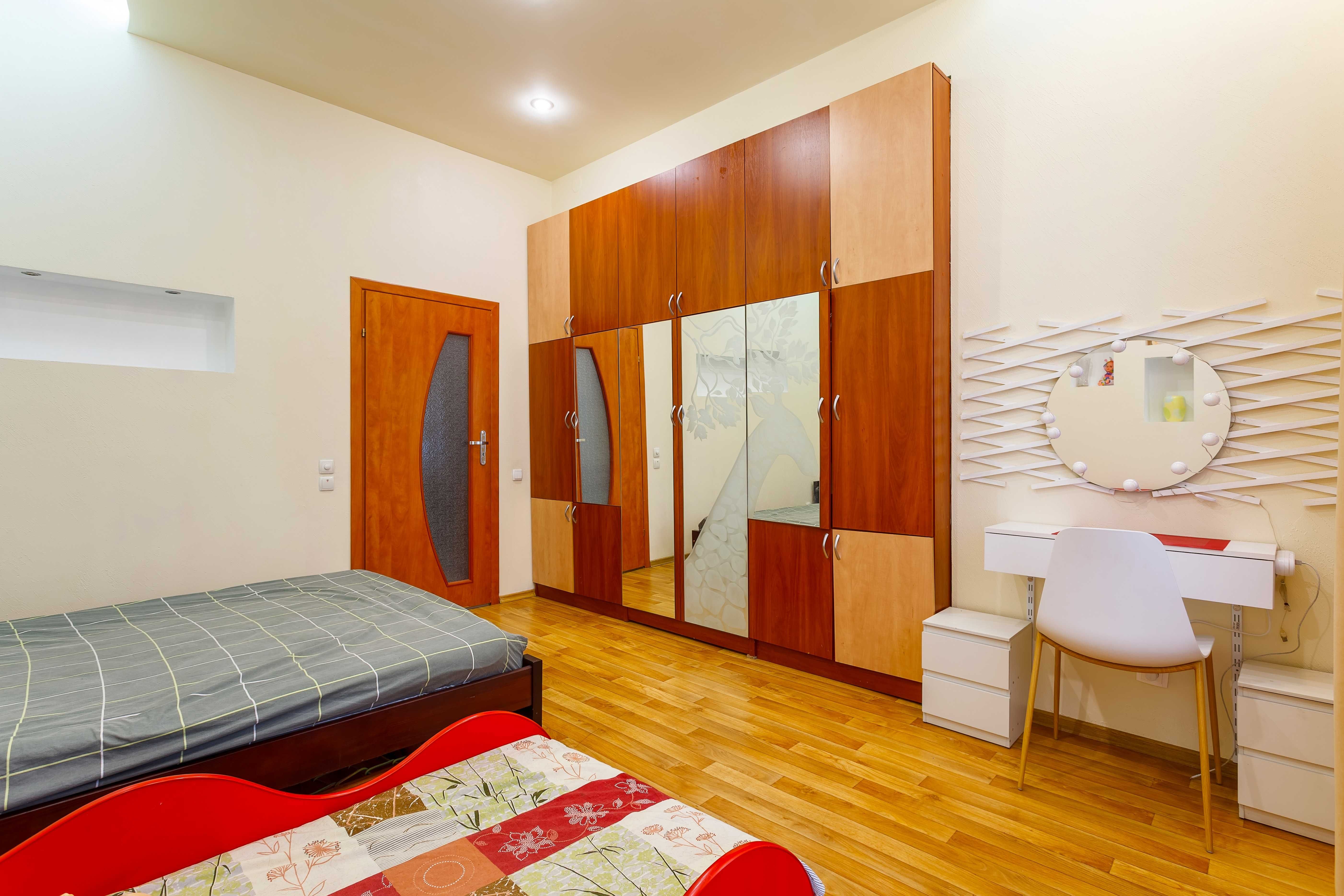 Автономная 3х комнатная квартира в историческом центре Одессы ID 54209 (Фото 4)