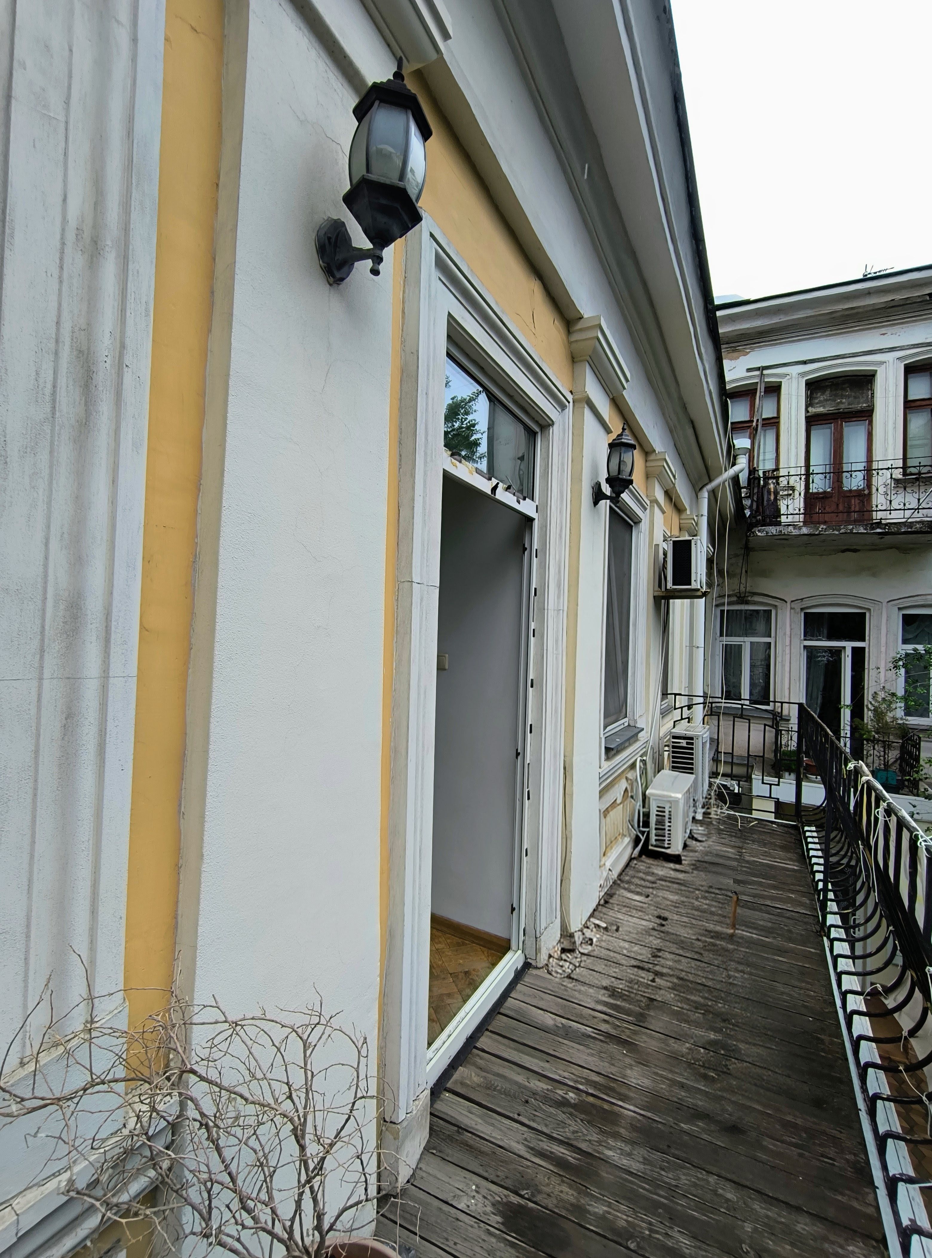 Для любителей центра: 2к.квартира с видом на Кировский парк. ID 54282 (Фото 11)