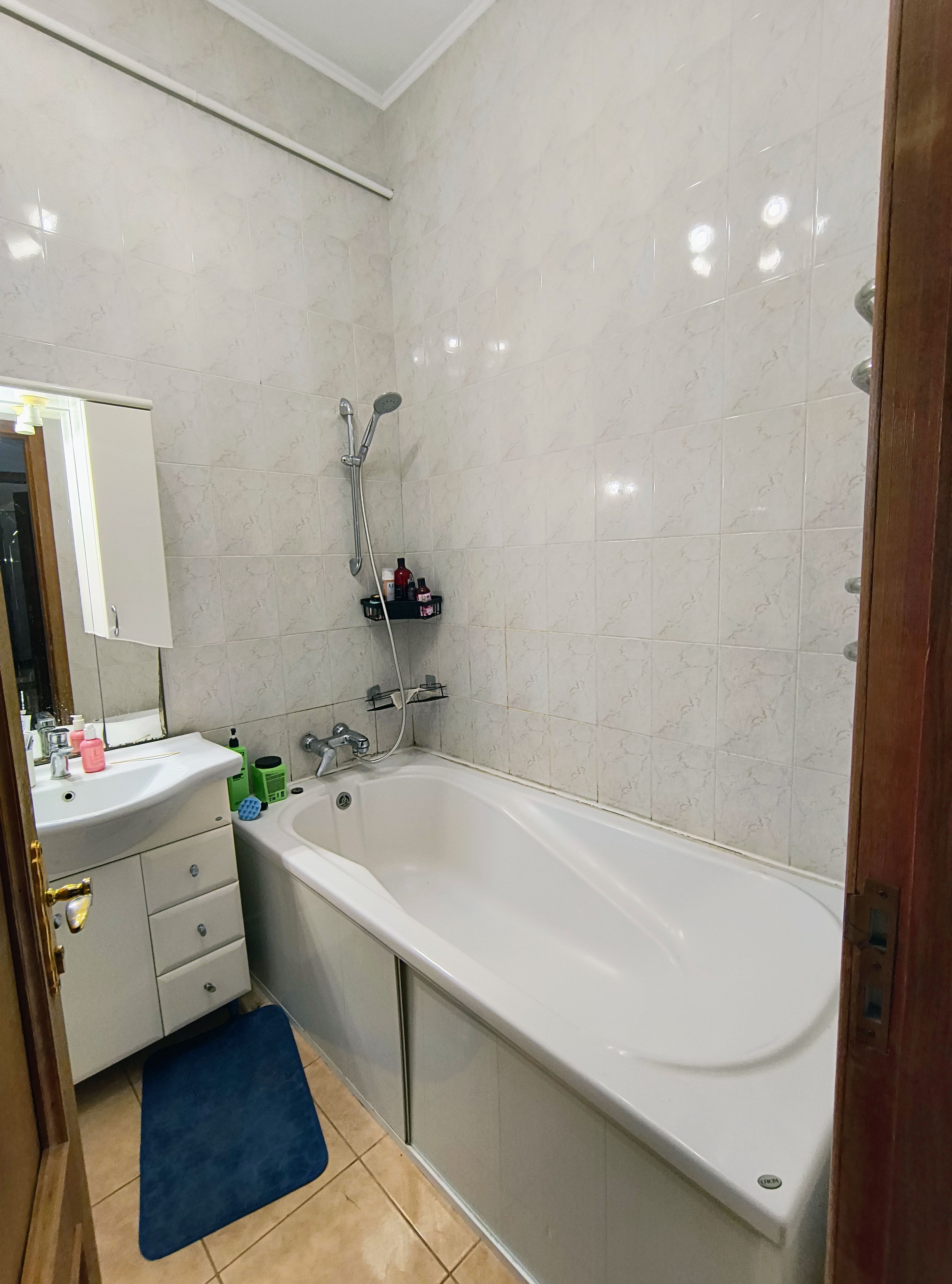 Для любителей центра: 2к.квартира с видом на Кировский парк. ID 54282 (Фото 10)