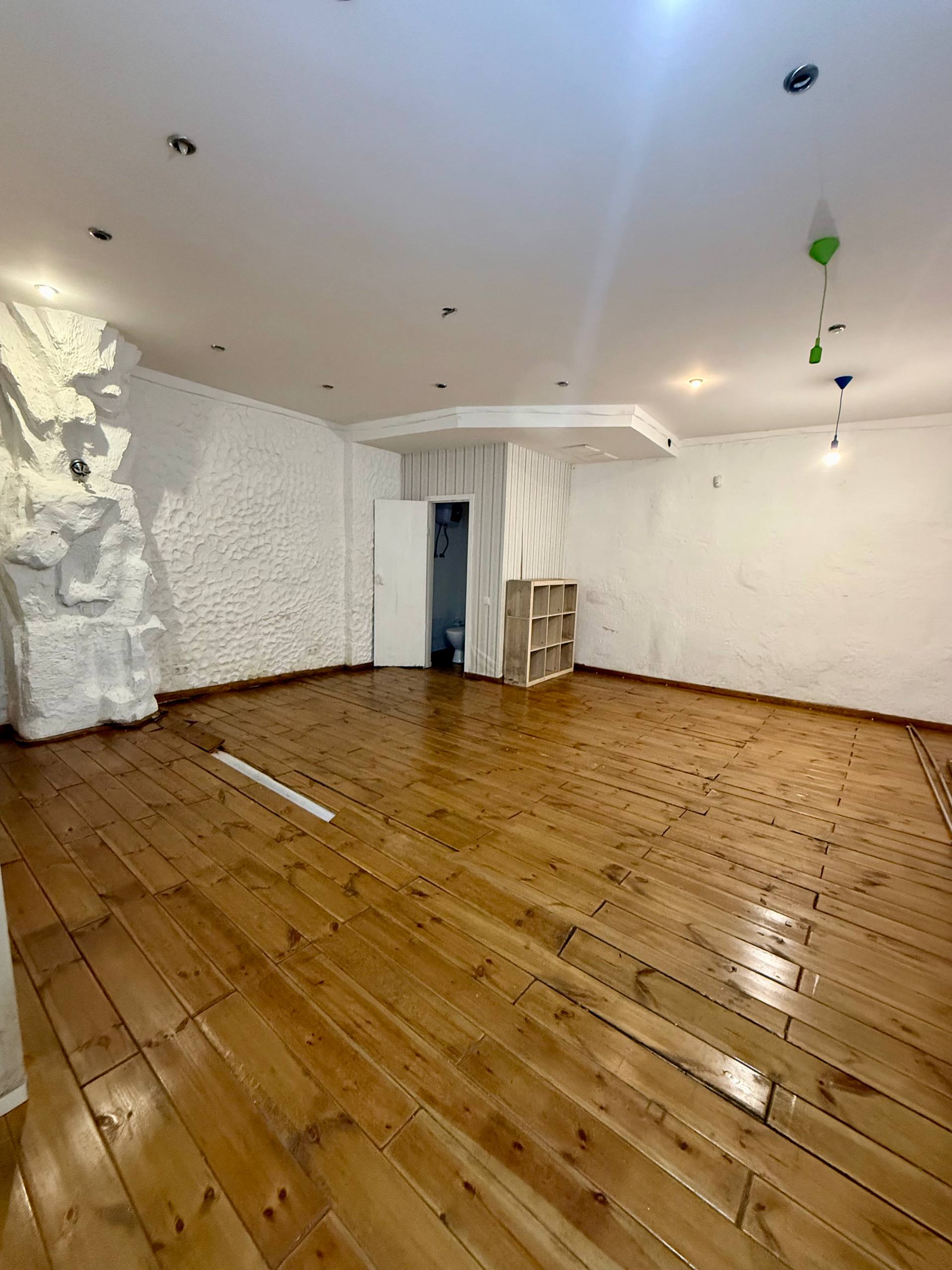 Помещение 78 м² с ремонтом под бизнес — Радужный, Одесса. ID 53455 (Фото 1)